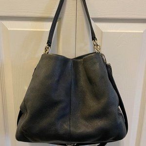 Beautiful Leather Coach Purse